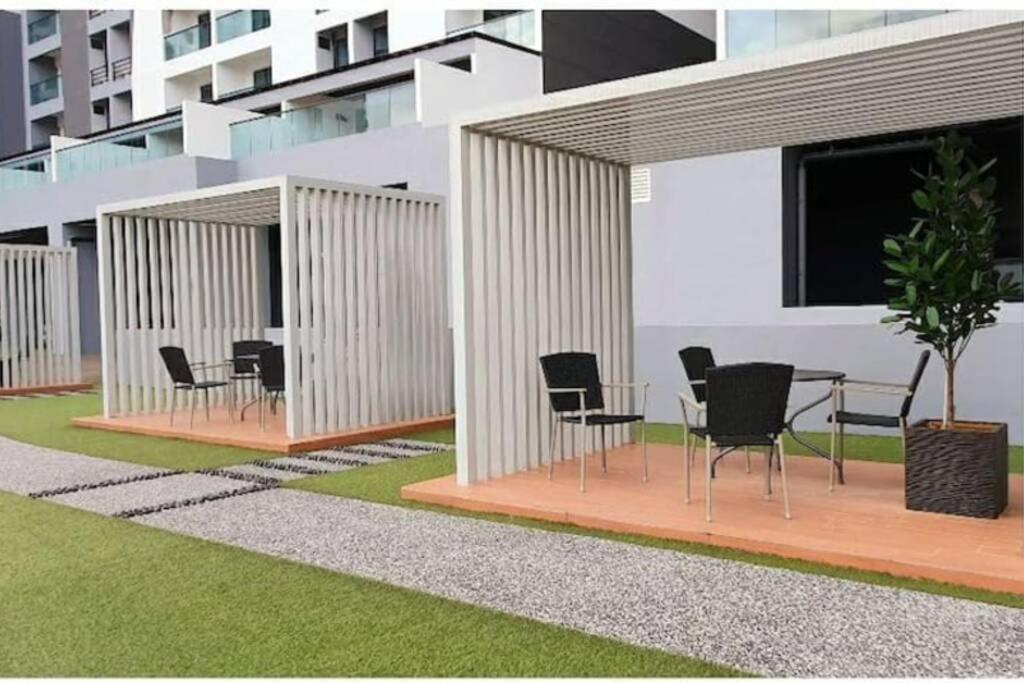 Apple Home 2 At Menara Simfoni, King Size Bed, Cheras, Nexflix, Wifi, Parking スリ・カンバンガン エクステリア 写真