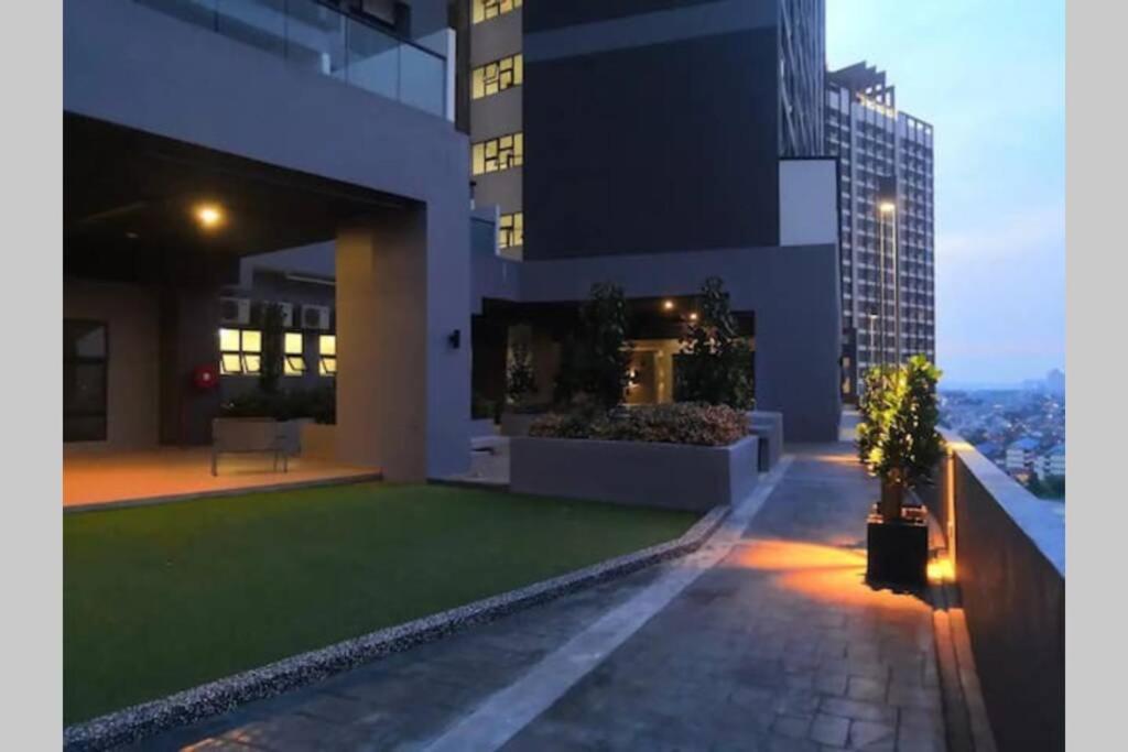Apple Home 2 At Menara Simfoni, King Size Bed, Cheras, Nexflix, Wifi, Parking スリ・カンバンガン エクステリア 写真