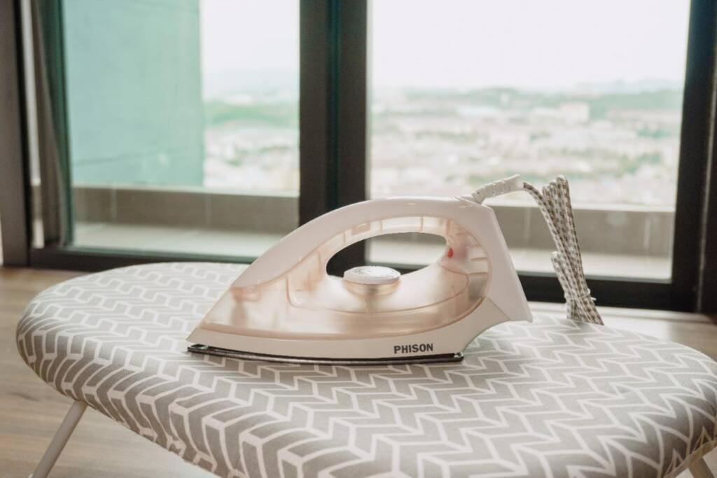 Apple Home 2 At Menara Simfoni, King Size Bed, Cheras, Nexflix, Wifi, Parking スリ・カンバンガン エクステリア 写真